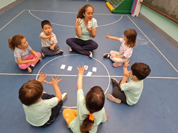 Escola maternal infantil