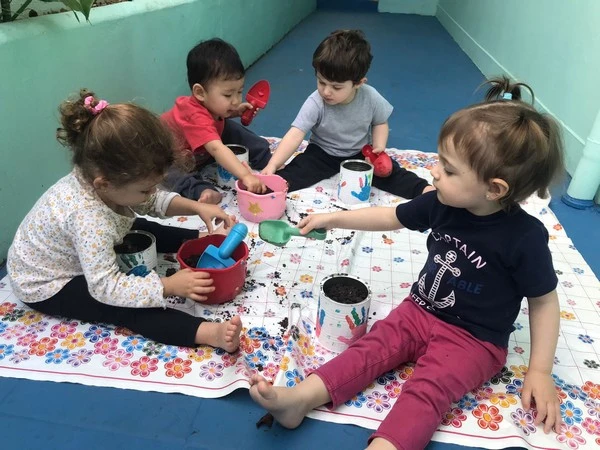 Escolinha particular infantil perto de mim